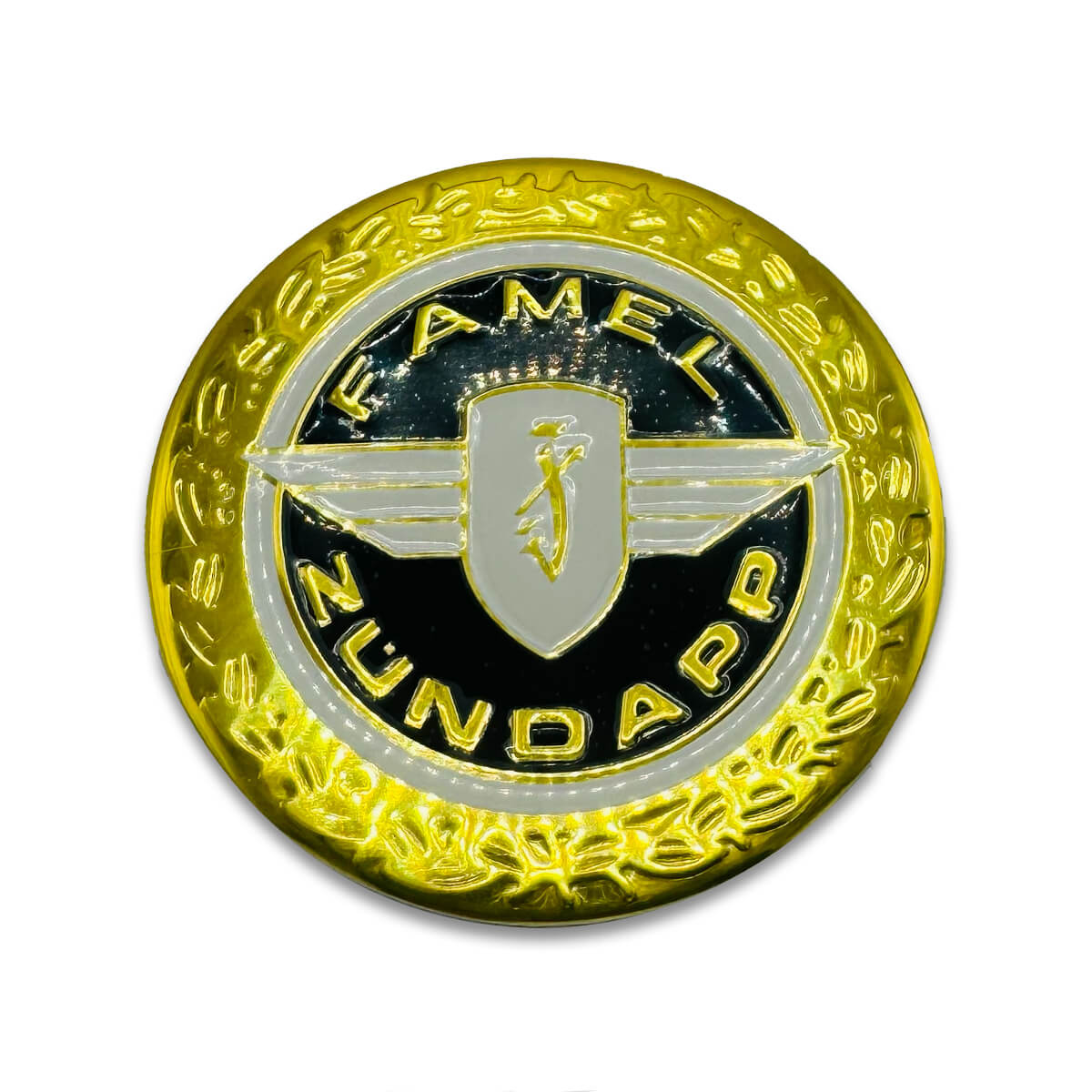 Insignia/ Emblema de depósito de Famel/ Zundapp dorado