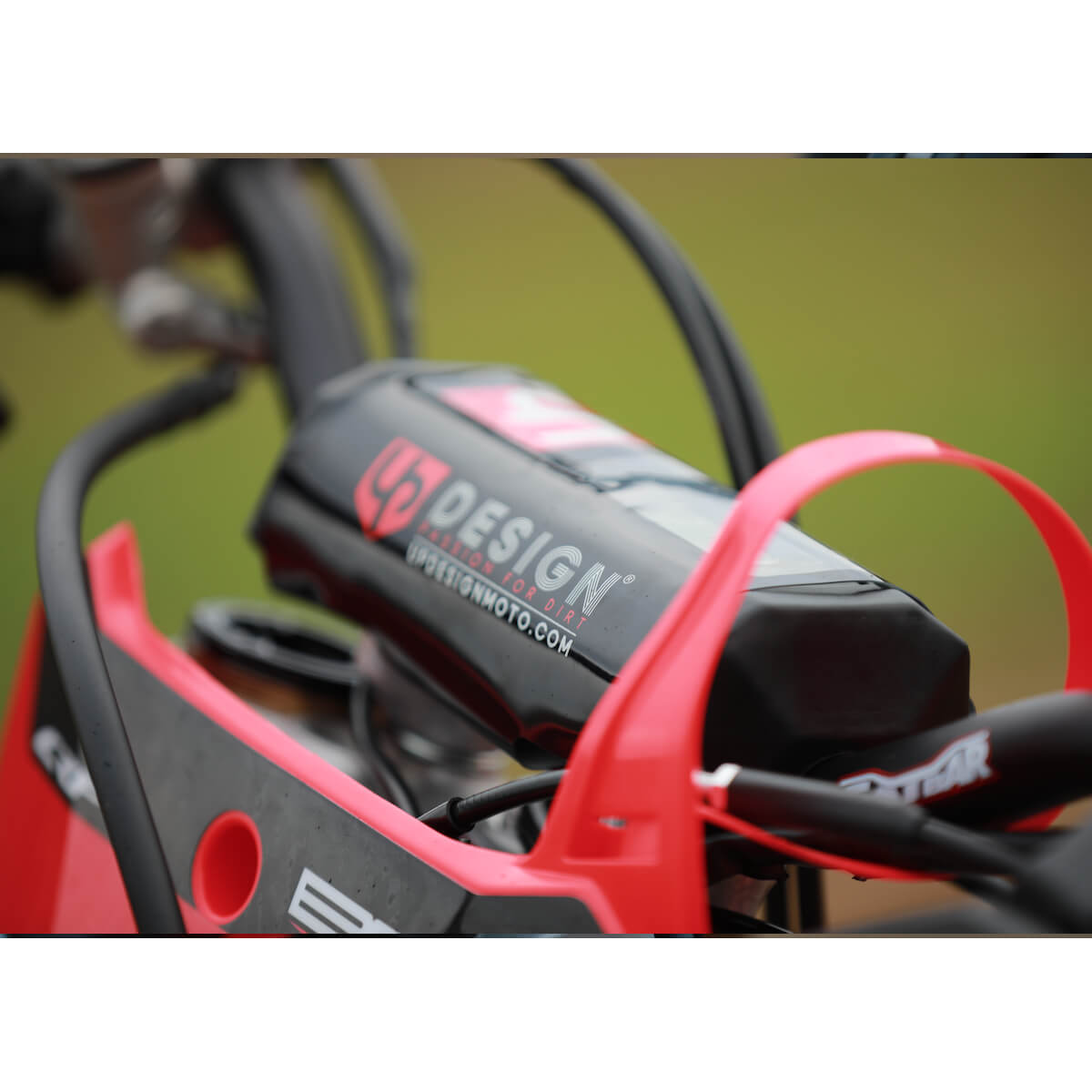 UP DESIGN Universal Handlebar Pad with Black Clock